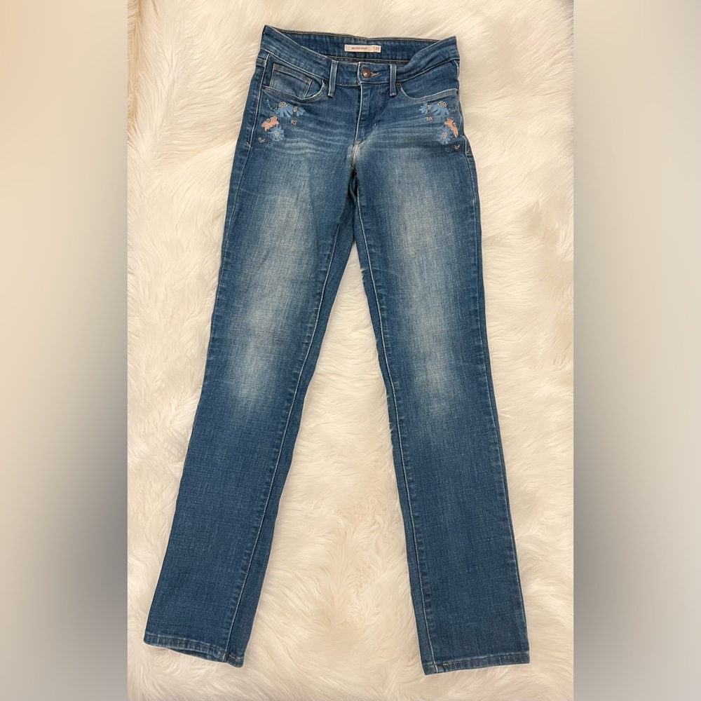 Levi’s Flower Embroidered Mid Rise Skinny Jeans | Size 27